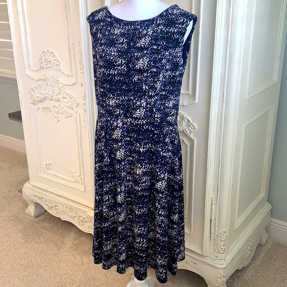Kasper Dress 👗